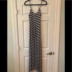 *NWT* Anthro Navy&White Striped Maxi Dress Sz: L
